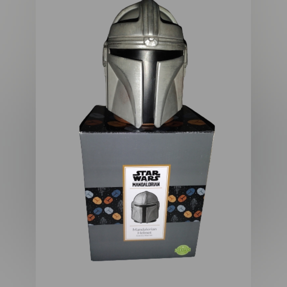 Star wars MANDALORIAN HELMET Scentsy warmer